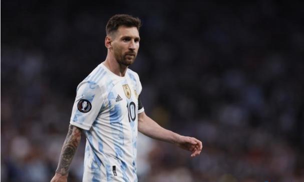 电影《铁血战士：杀戮之地》内地总票房破9000万